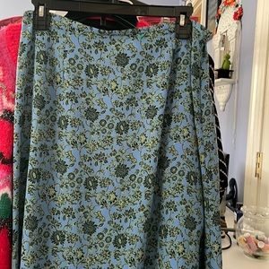 Never worn, too small for me